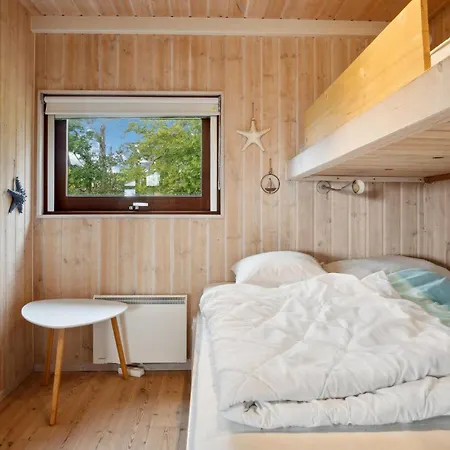 Three-bedroom In בית נופש