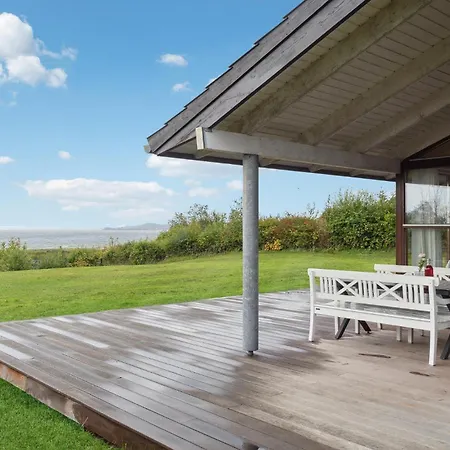 Holiday home Stunning In With Wifi *